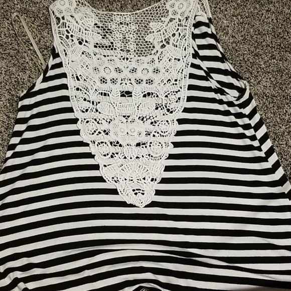 Tank top - Picture 2 of 2